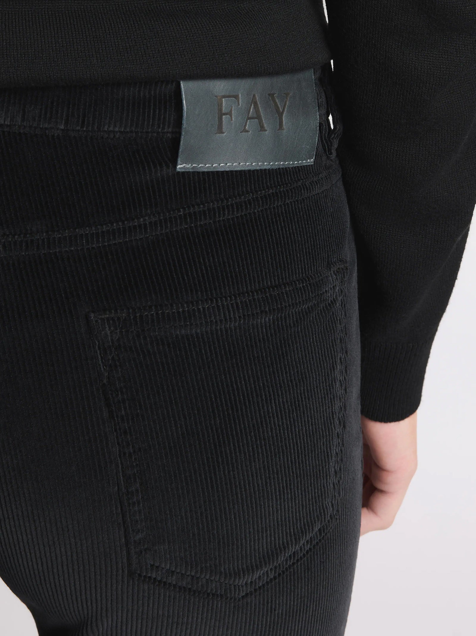 Fay Pantaloni Slim In Velluto A Coste Stretch Nero-4
