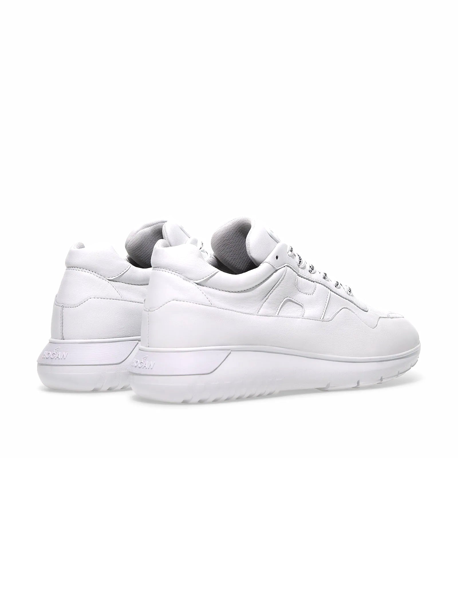 Sneakers Interactive3-3