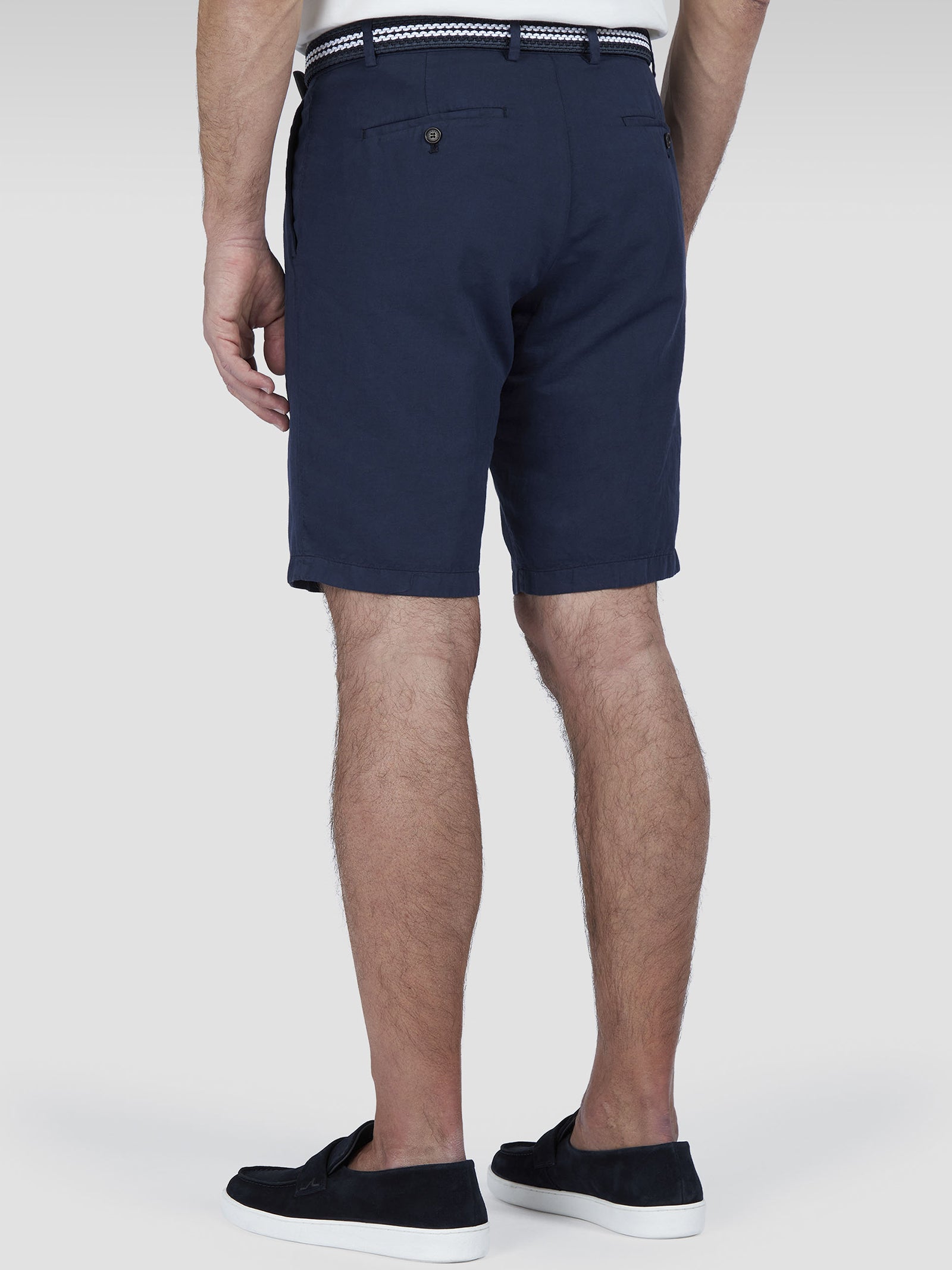 Bermuda In Lino E Cotone Con Pince-3