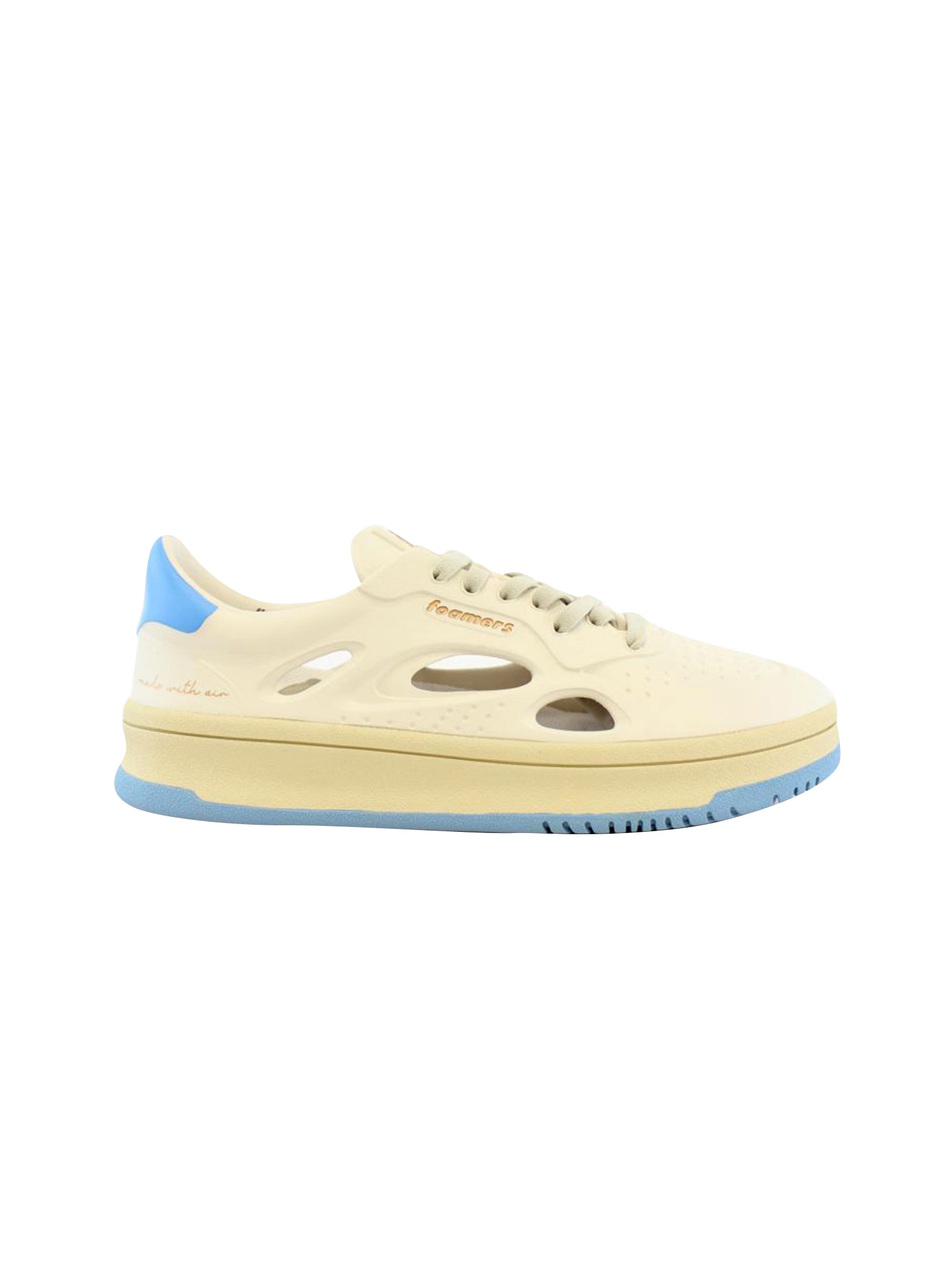 Sneaker-1