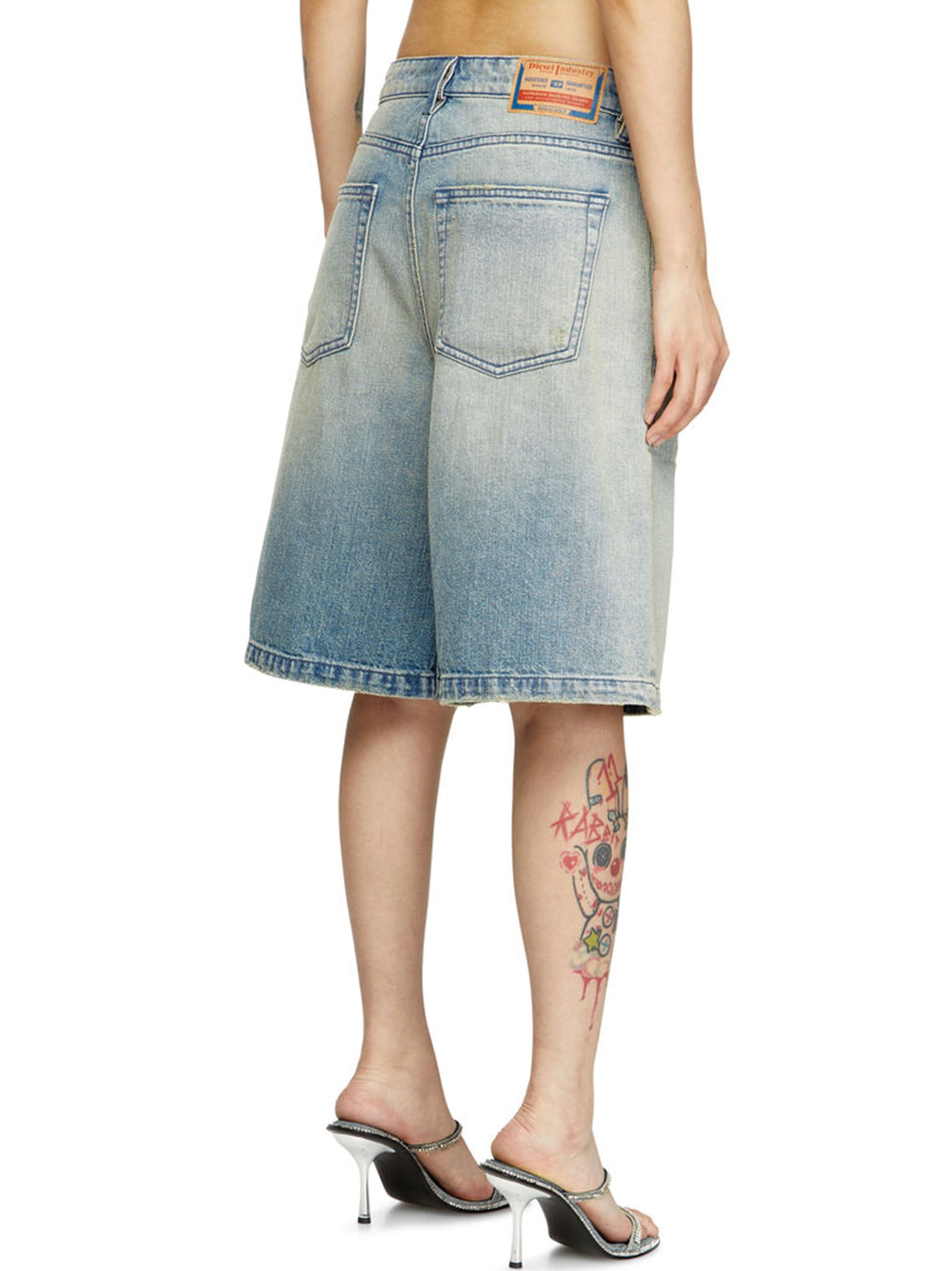 De-Sire-Shorts Jeans-3