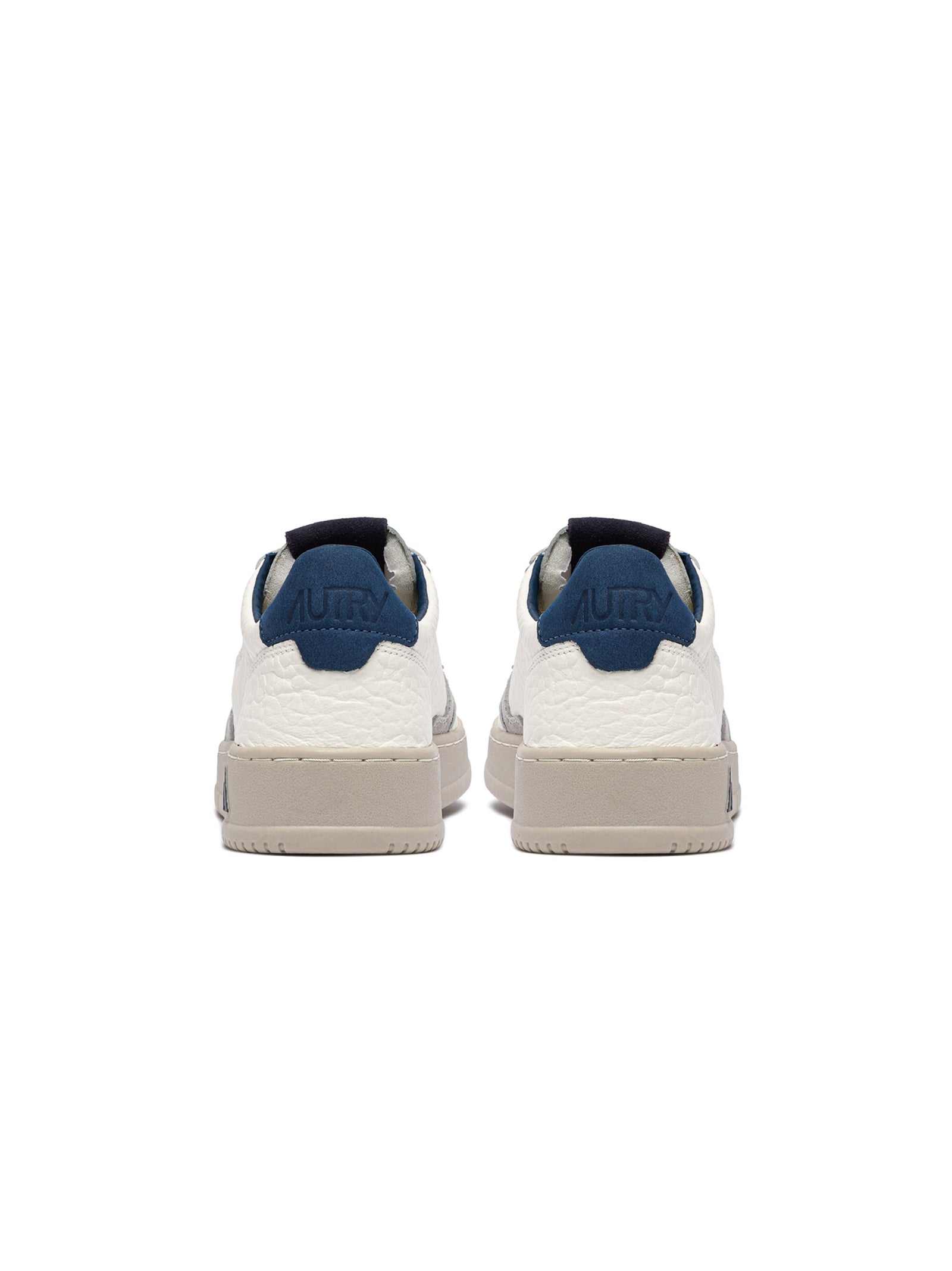 Autry Medalist Low Man Nabuk-3