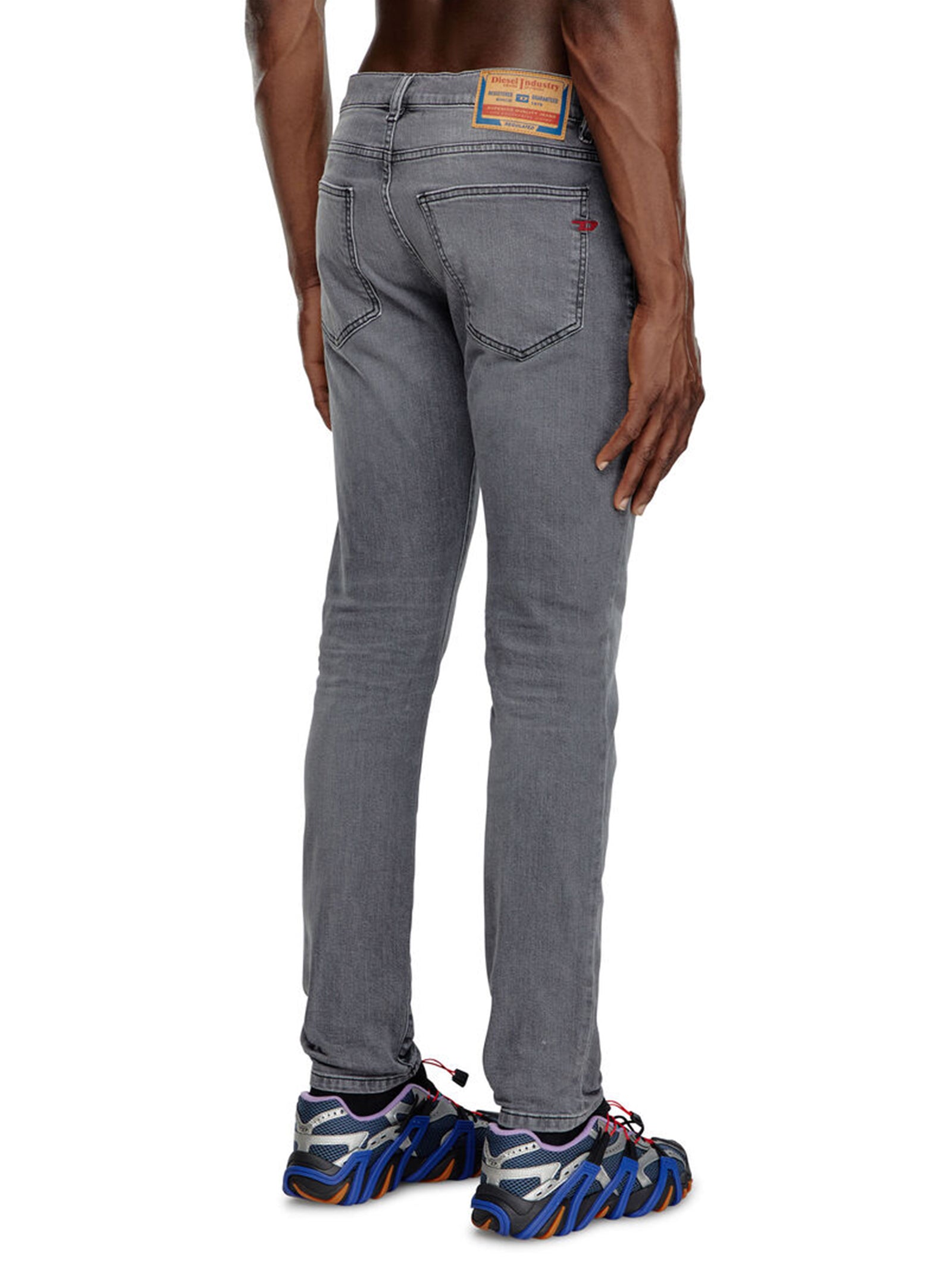 2019 D-Strukt Jeans-3