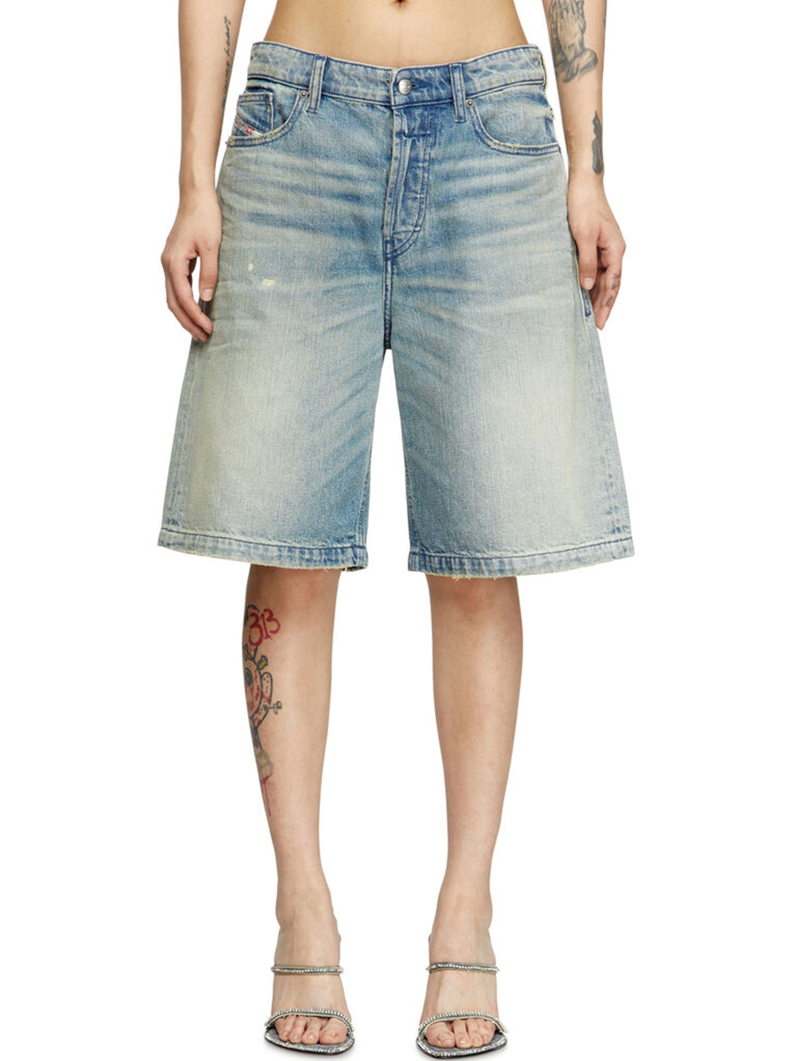 De-Sire-Shorts Jeans-2