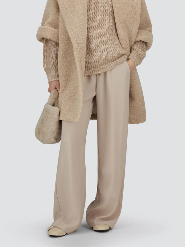 Herno Pantaloni In Matt Crepe Satin-2