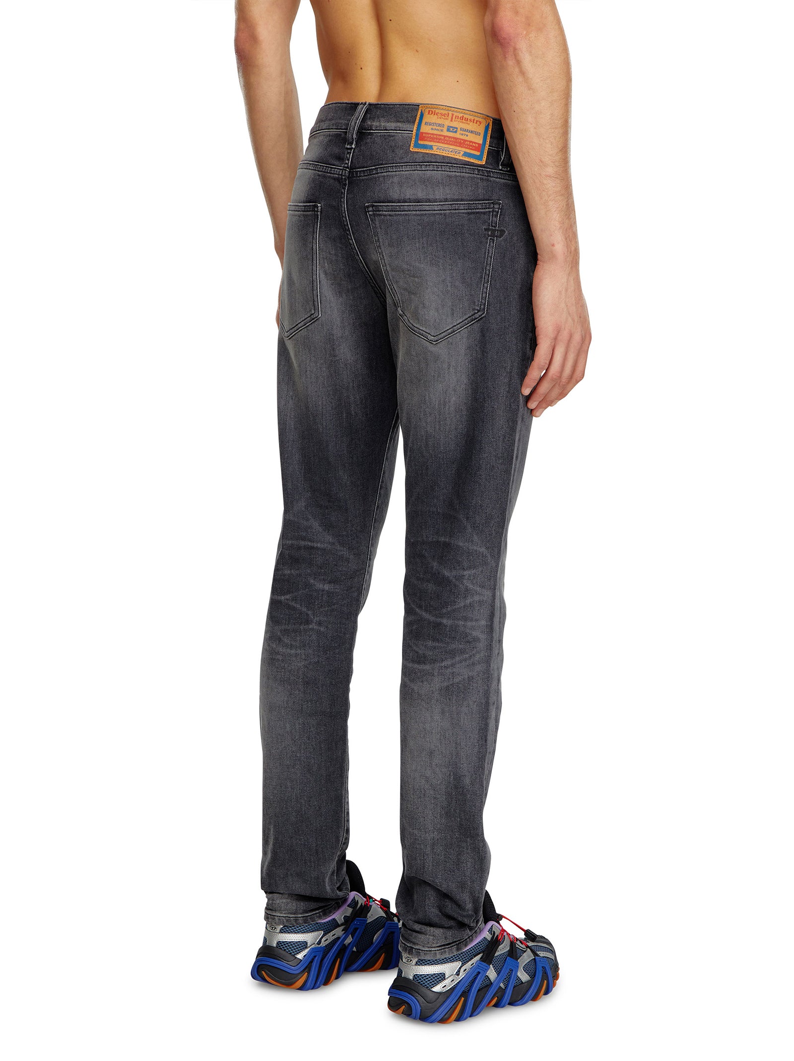 2019 D-Strukt Jeans-3