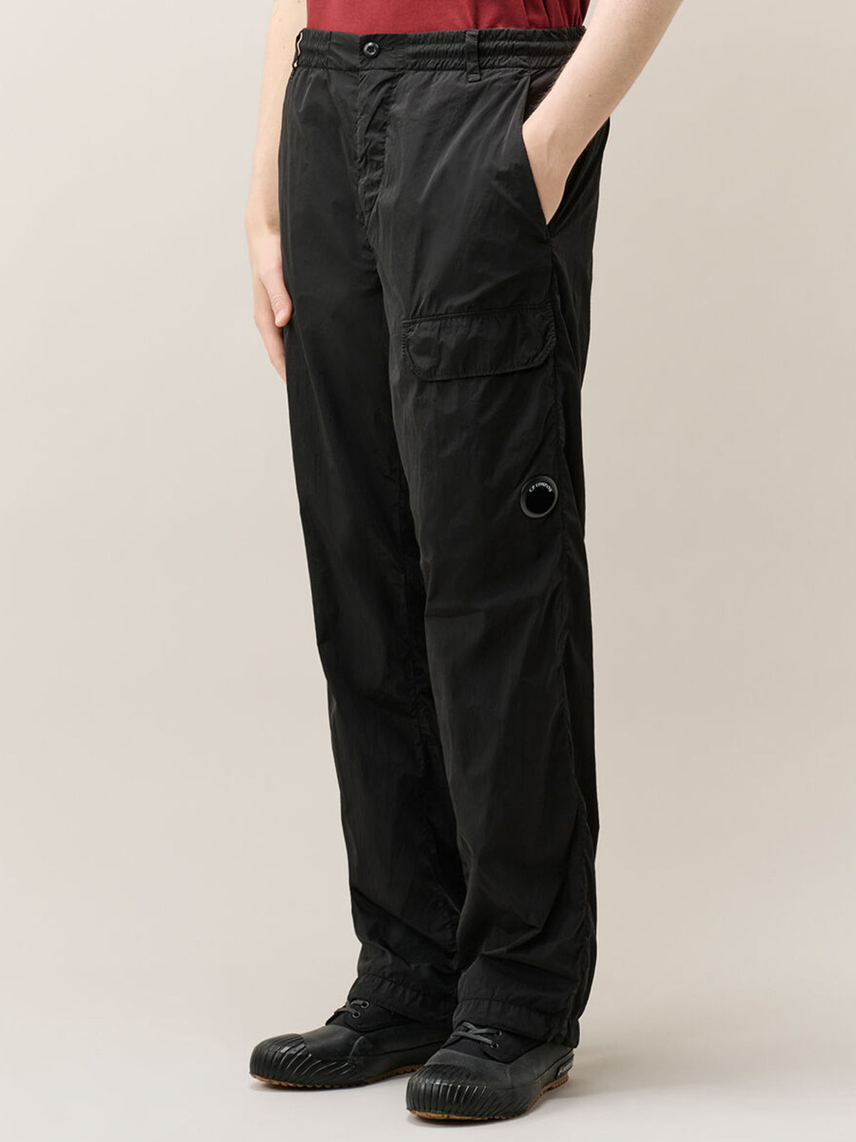 Cp Company Chrome-R Cargo Pantaloni Neri-2