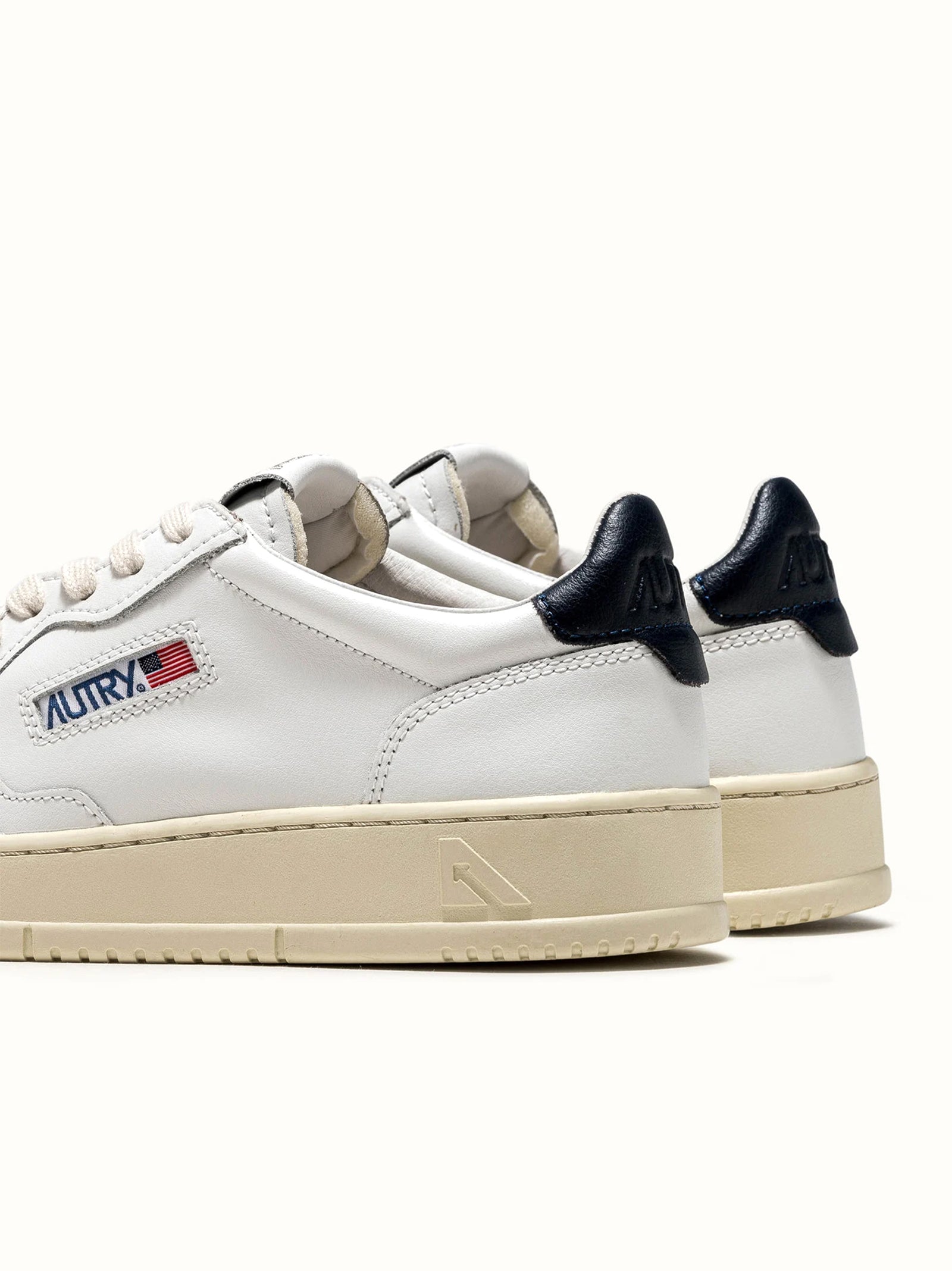 Sneakers Medalist Low Man-3