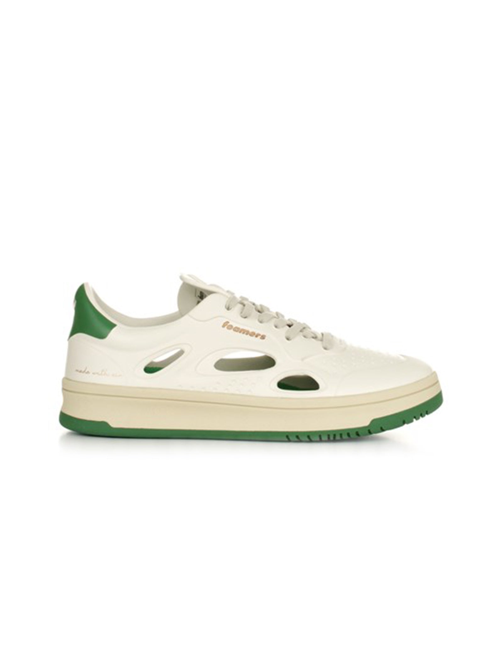 Sneaker-1