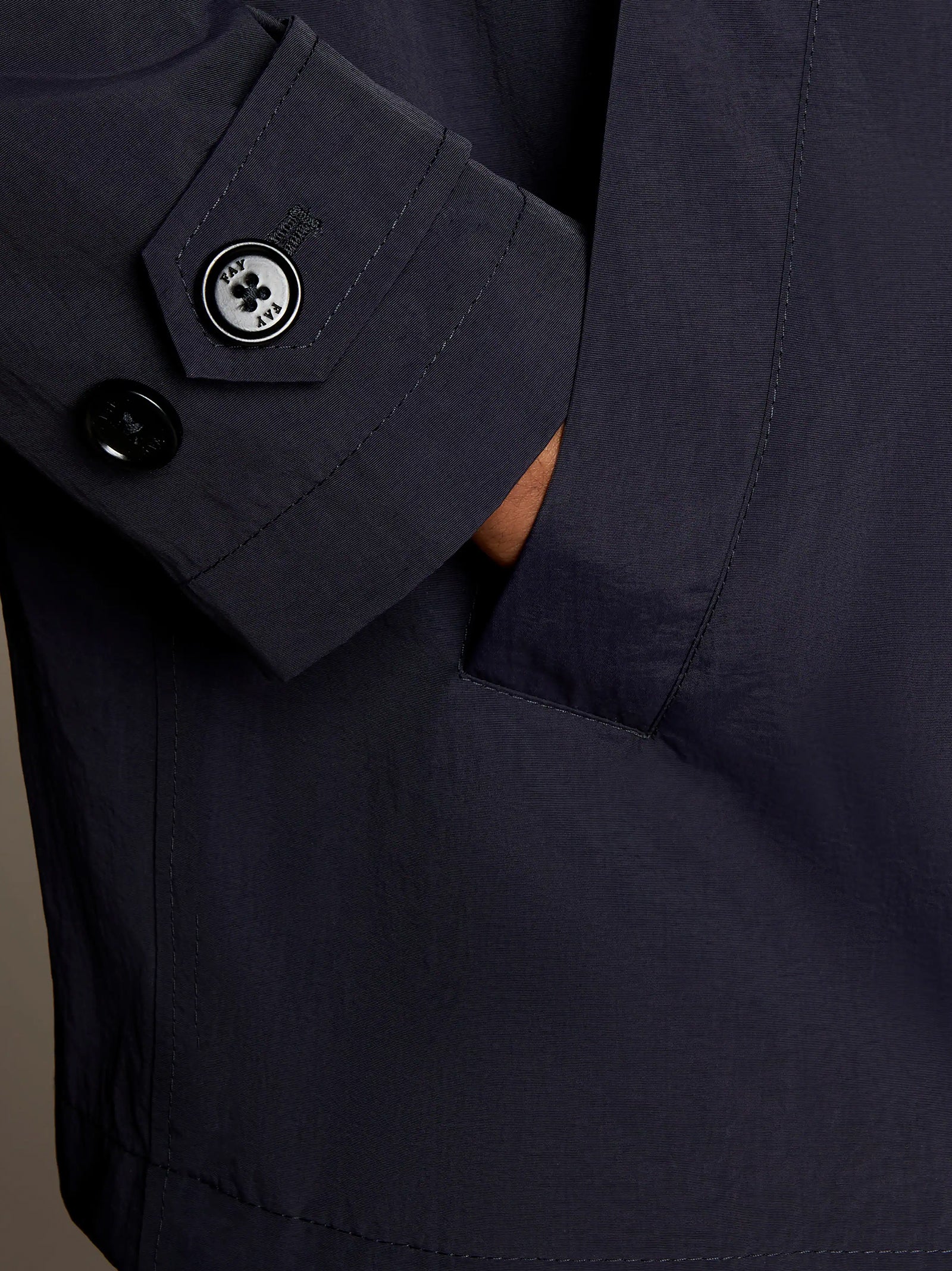 Morning Coat Corto-4