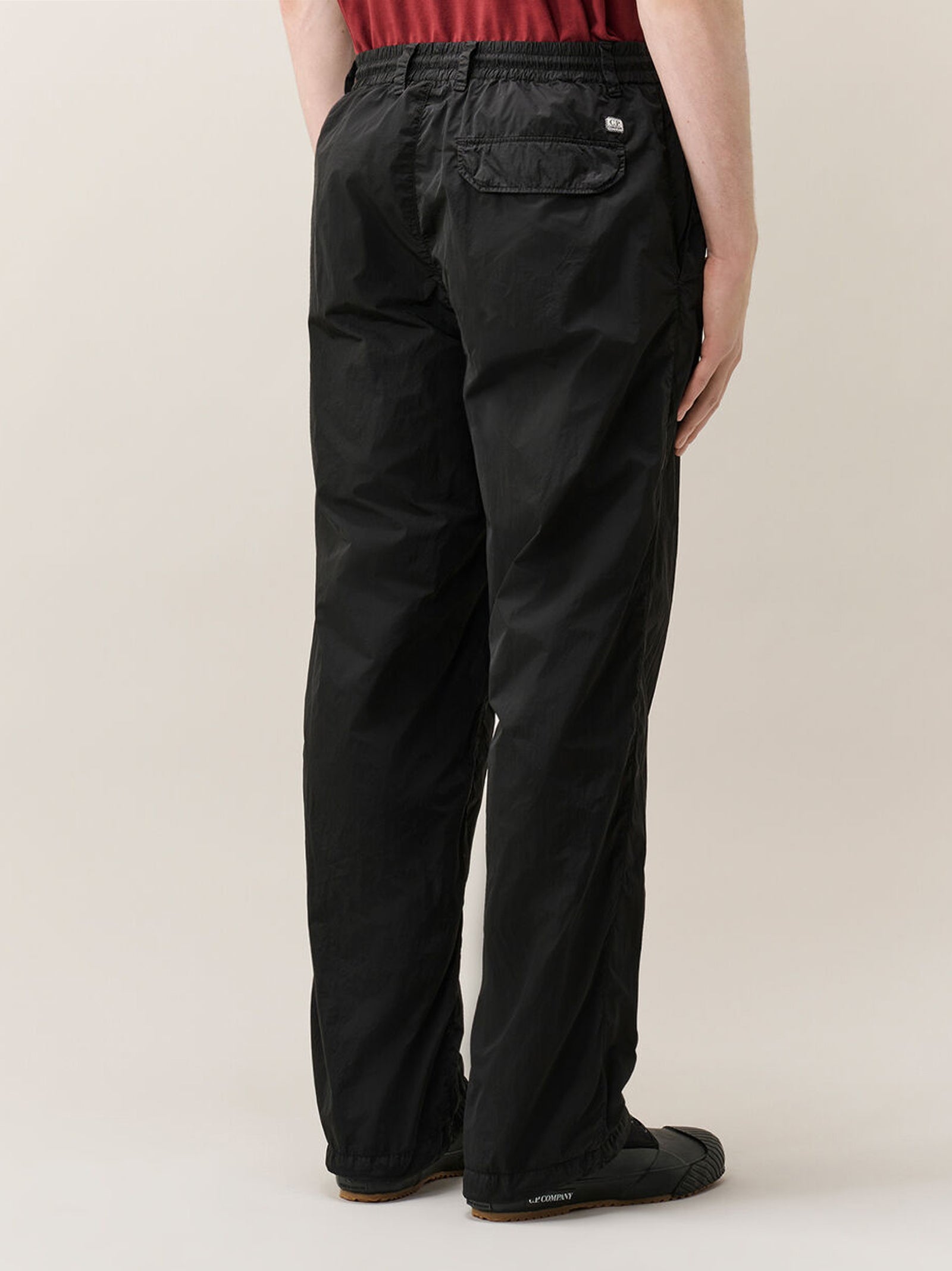 Cp Company Chrome-R Cargo Pantaloni Neri-3